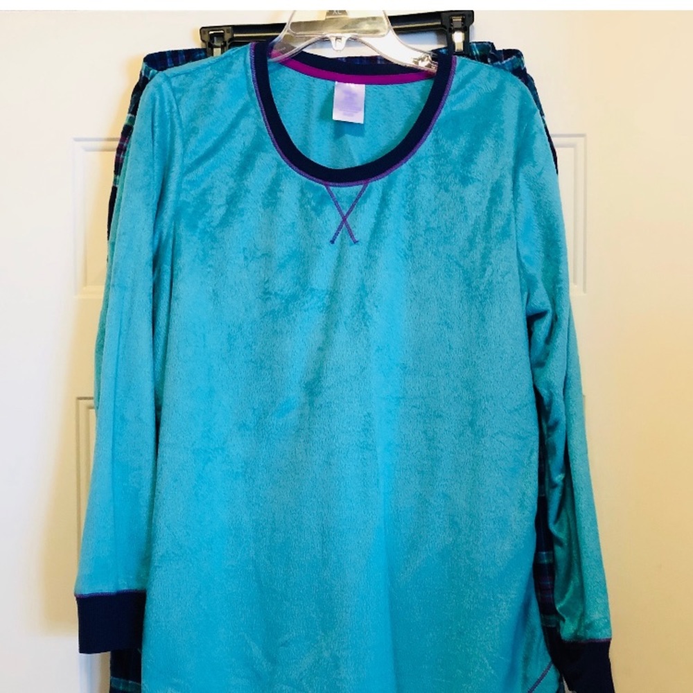 Secret Treasures Sleepwear Set